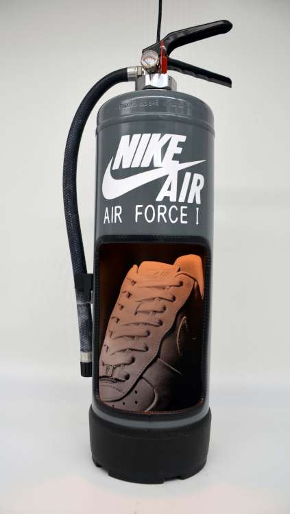 Brandblusserlamp Nike Air Force 1 - Mancavehandel.nl